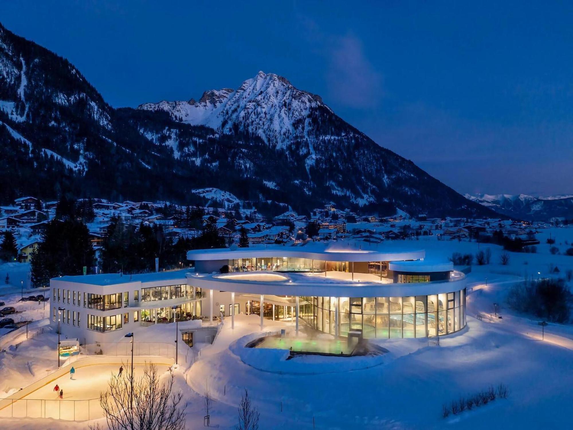 Apartment At The Achensee With Balcony Or Terrace Eksteriør bilde